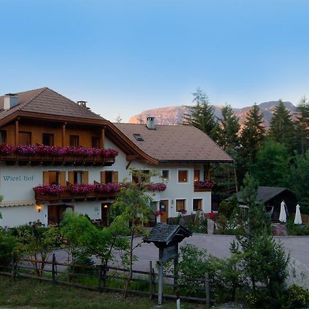 Hotel Wieslhof คอลเลปิเอตรา ภายนอก รูปภาพ