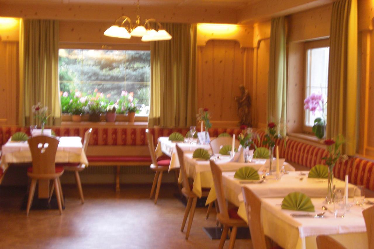 Hotel Wieslhof คอลเลปิเอตรา ภายนอก รูปภาพ