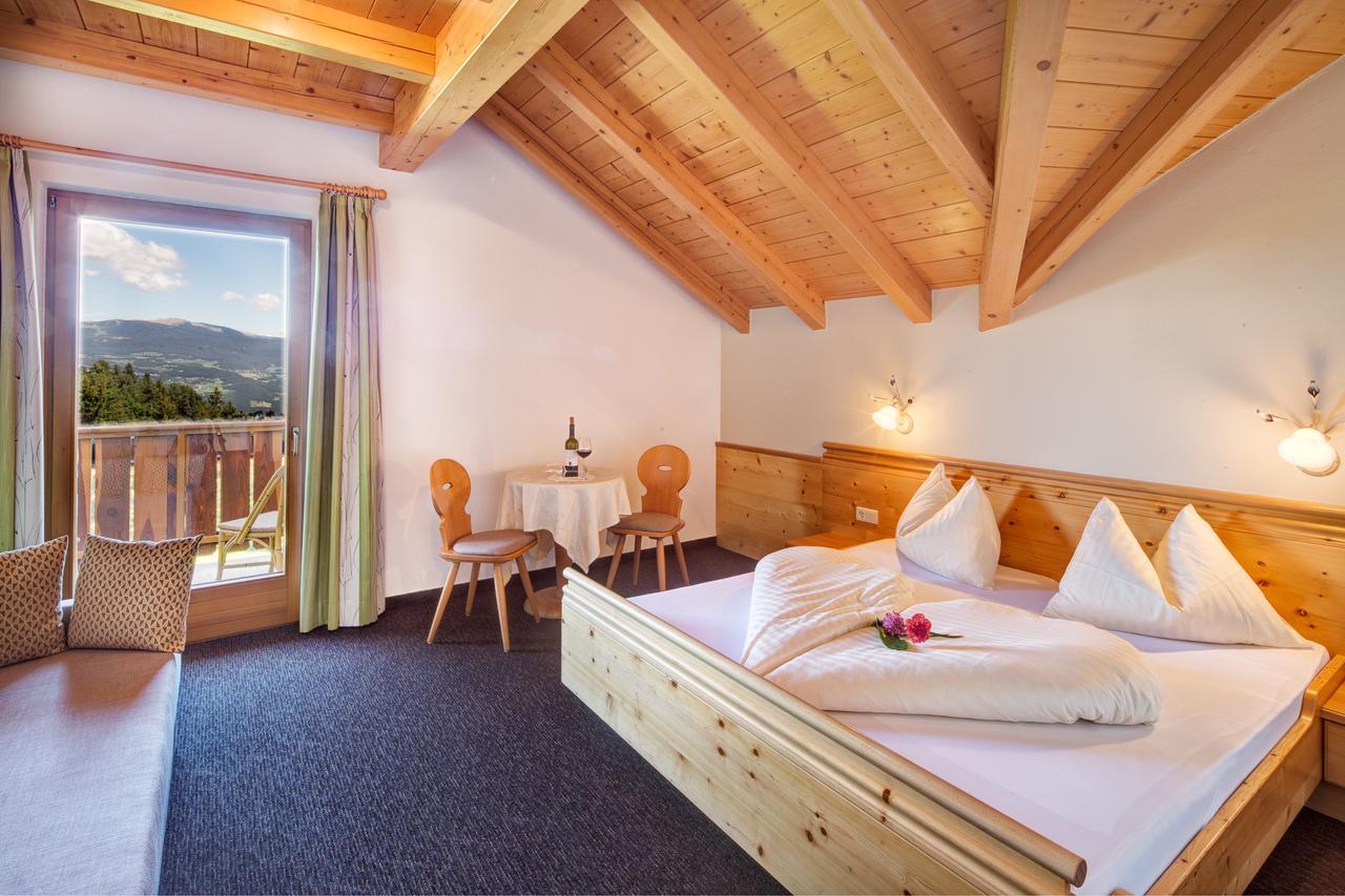 Hotel Wieslhof คอลเลปิเอตรา ภายนอก รูปภาพ